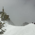 Aiguille du Midi e a aresta de saída
