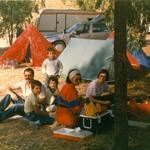 No camping Proserpina, em Mérida, a caminho de Gredos... Como eram as tendas... João Luis, Vasco, Marta, Ricardo, Milena e Paula